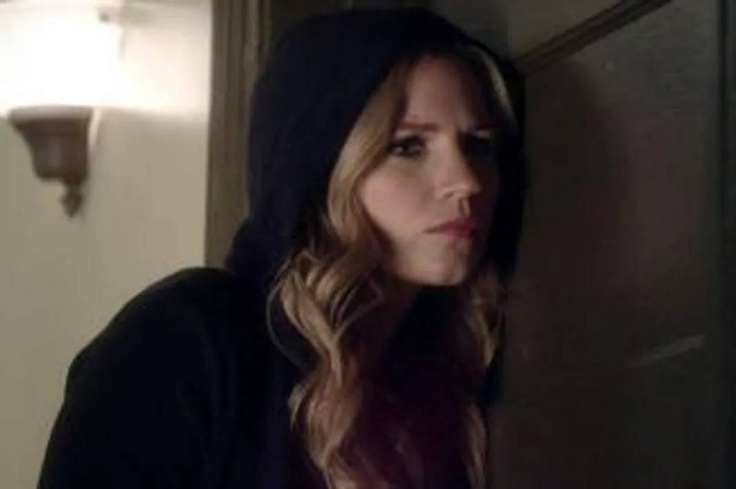 15 A-Shaped ‘Pretty Little Liars’ Plot Holes We’re Still Upset About Vanessa Ray, Pretty Little Liars