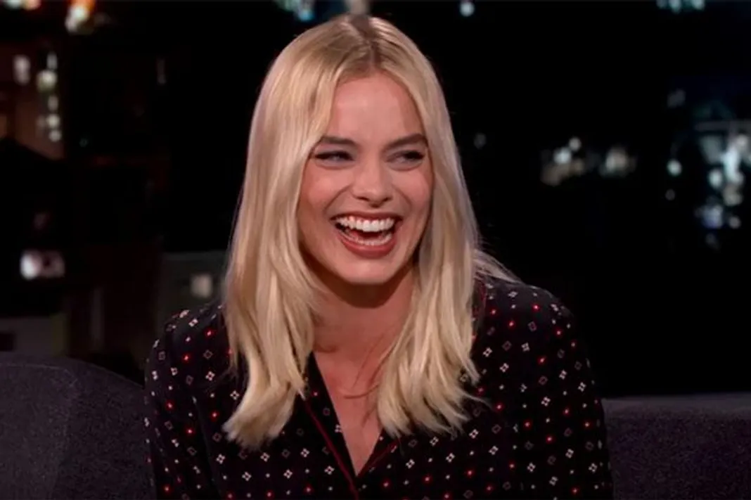 margot robbie ring margot robbie s diamond wedding ring is a stunner margot robbie ring margot robbie s diamond wedding ring is a stunner