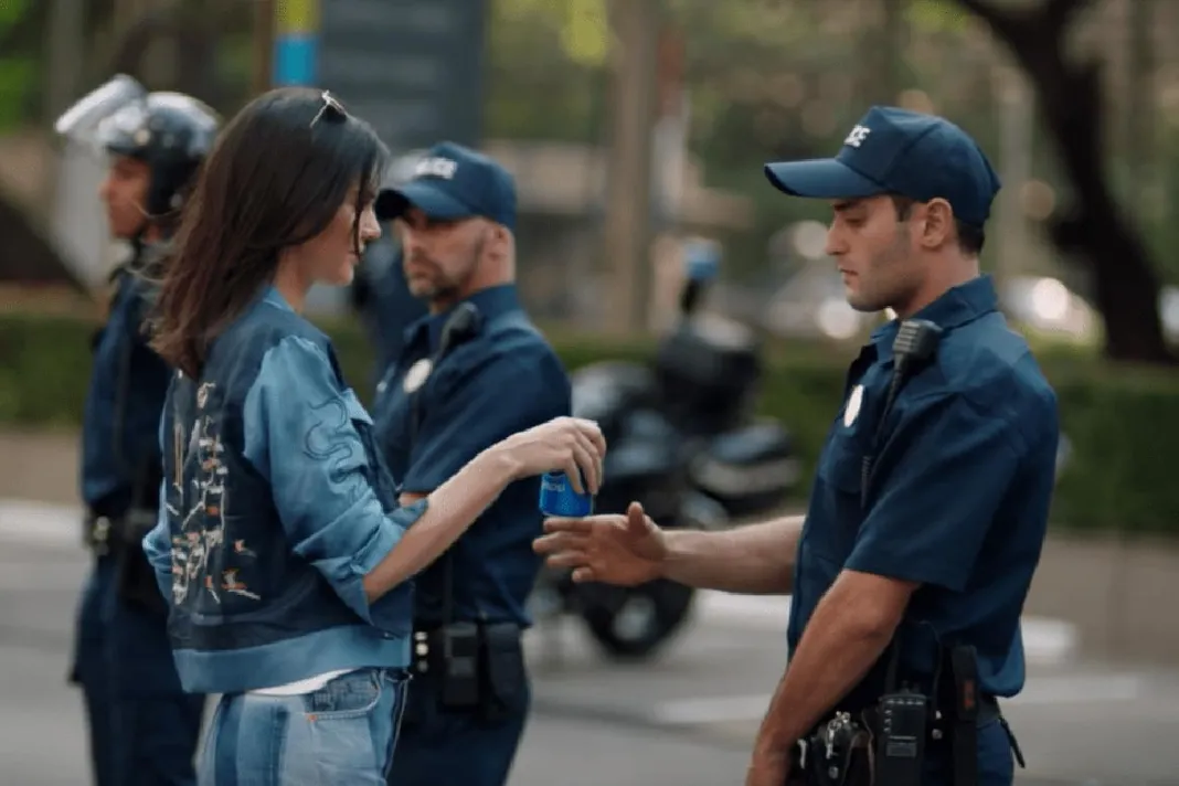 pepsi_kendalljenner_040517_1275x850_2