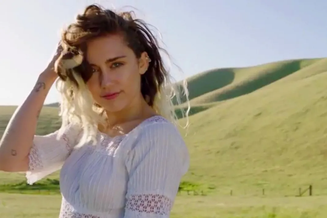 Listen to Miley's New Song 'Malibu' Miley Cyrus Songs