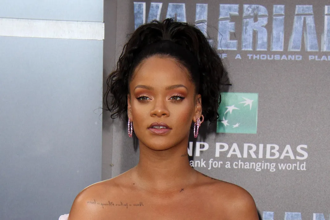 WENN_Rihanna_072517_1800x1200