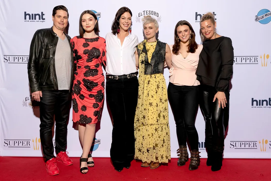 Darlin' & Girl on the Third Floor