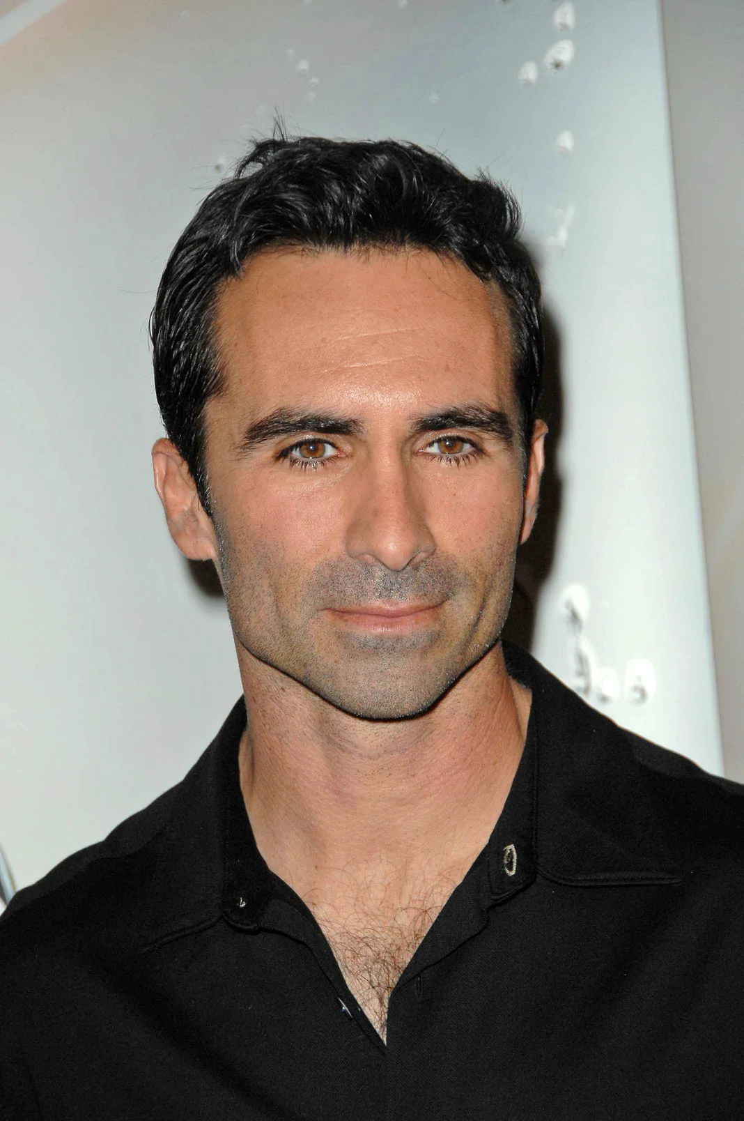 Nestor Carbonell