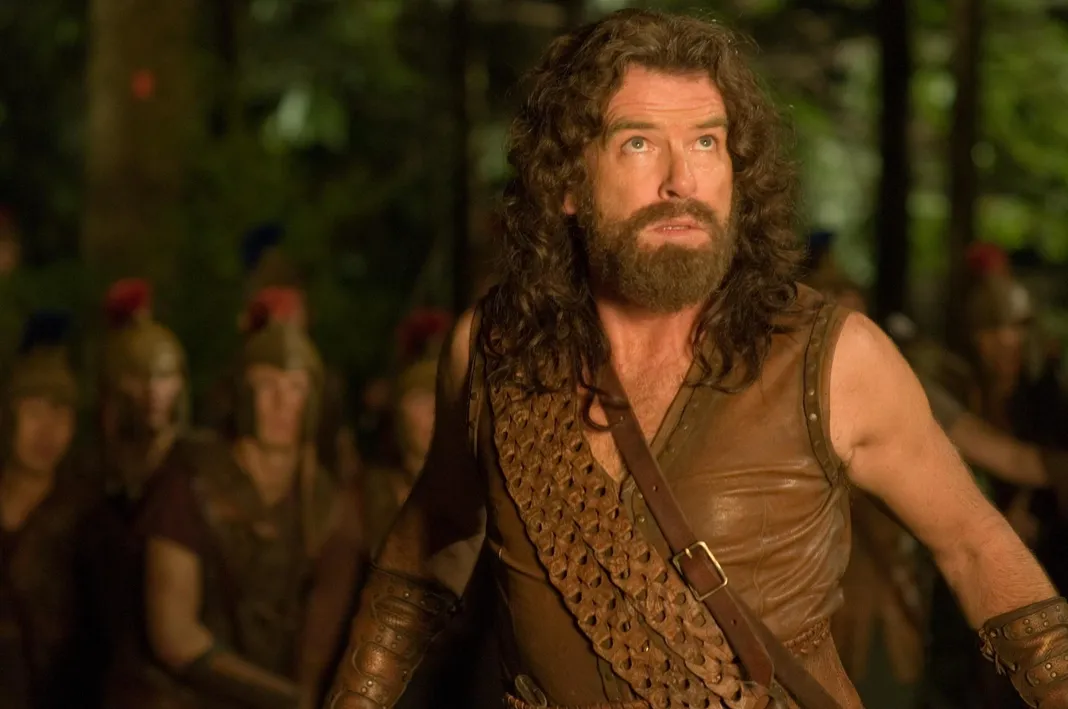 Not A Hair Out Of Place 15 Unrealistic Movie Hairdos